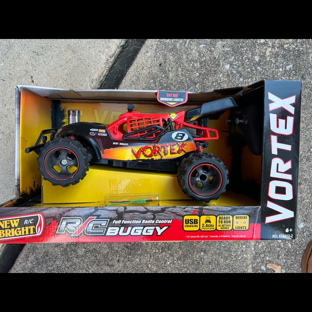 Remote Control Sport Buggy - Picture 2 of 4